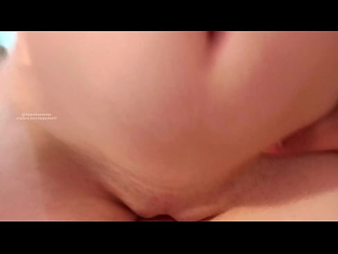 ❤️ منهنجي ڀيڻ جي ڪمري ۾ سمهڻ ۽ ائين ئي مون کي جاڳايو ❌ مقعد فحش