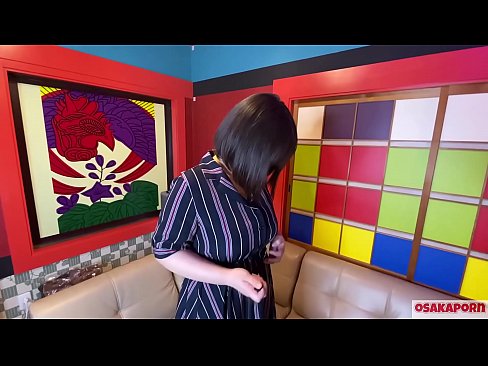 ❤️ جاپاني پياري وڏي سيني سان گڏ جنسي رانديڪن سان مشت زني ڪري ٿي ۽ هڪ orgasm آهي. هوءَ هڪ انٽرويو ۾ پنهنجي ڀوائتي تجربي بابت ڳالهائي ٿي. وڏيون چوڙيون ۽ وارن واري بلت زور سان روئي رهي آهي. اوساڪاپورن ❌ مقعد فحش